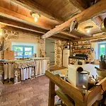Heritage Dea Rustica Villa *
