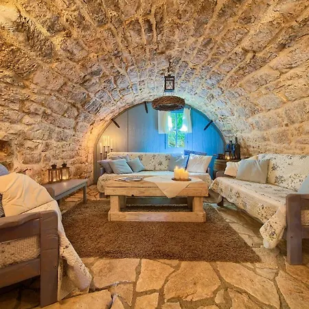 Heritage Dea Rustica