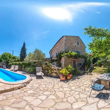 Heritage Dea Rustica Villa Malinska