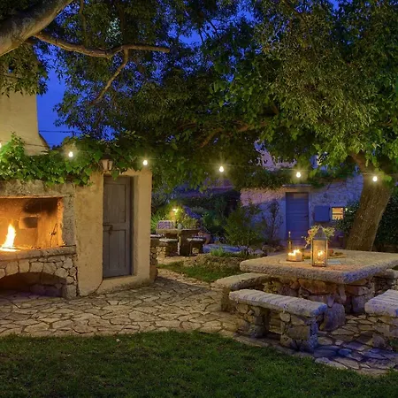 Heritage Dea Rustica Villa *