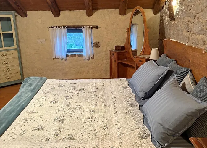 فيلة Heritage Dea Rustica مالينسكا