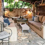 Heritage Dea Rustica